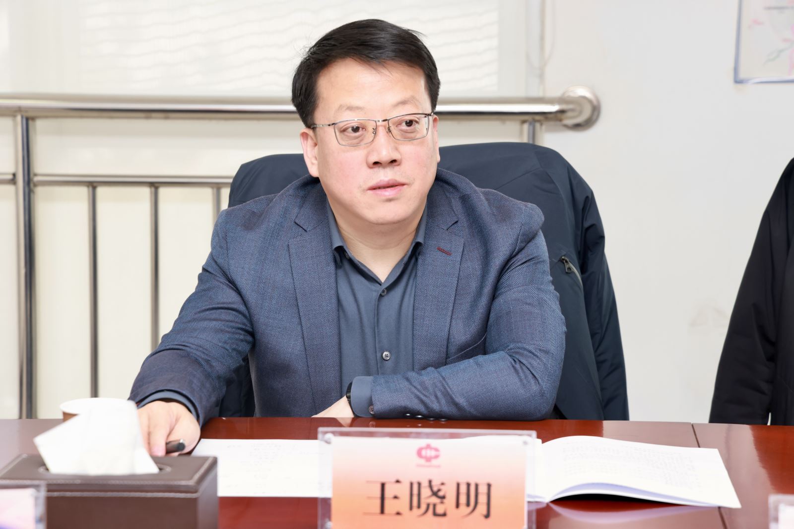 中煤西北能源化工集团有限公司 公司新闻 王晓明到生产服务中心调研